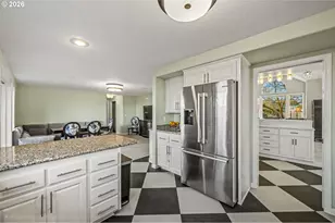 579 Sweetwater Ln, Eugene, OR 97404 - Photo 10