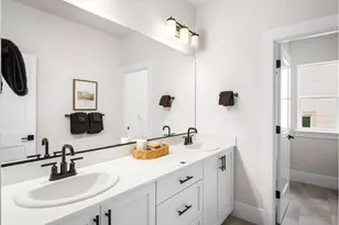 18110 SW Hoover Ln, Beaverton, OR 97003 - Photo 26
