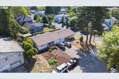300 N Morton St, Newberg, OR 97132 - Photo 6