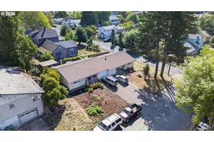 300 N Morton St, Newberg, OR 97132 - Photo 6