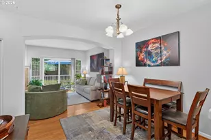 10735 SW Canterbury Ln, Tigard, OR 97224 - Photo 4