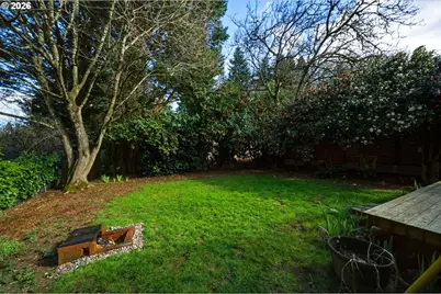 6220 NE 42nd Ave, Portland, OR 97218 - Photo 34