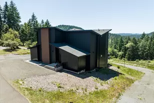 85168 Strayer Pl, Eugene, OR 97405 - Photo 4