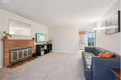 3915 N Kiska St, Portland, OR 97217 - Photo 6