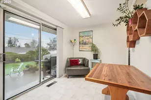 3915 N Kiska St, Portland, OR 97217 - Photo 8