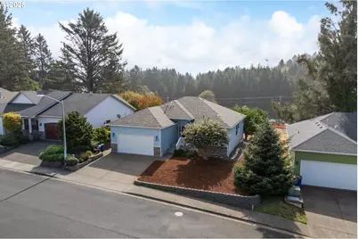 2630 NE 45th St, Lincoln City, OR 97367 - Photo 2