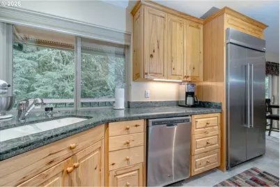 53221 E Marmot Rd, Sandy, OR 97055 - Photo 14