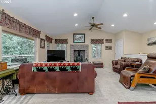 53221 E Marmot Rd, Sandy, OR 97055 - Photo 12