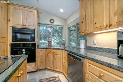 53221 E Marmot Rd, Sandy, OR 97055 - Photo 16