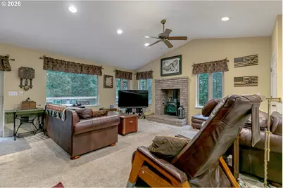 53221 E Marmot Rd, Sandy, OR 97055 - Photo 10