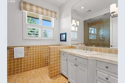 2015 SE Columbia River Dr #450, Vancouver, WA 98661 - Photo 32
