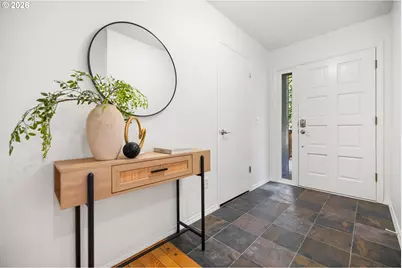 4937 SW Humphrey Park Rd, Portland, OR 97221 - Photo 4
