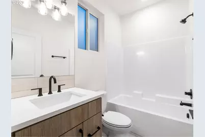 8350 N Bank St, Portland, OR 97203 - Photo 8