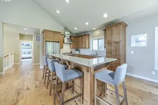 1865 E 43rd Ave, Eugene, OR 97405 - Photo 12