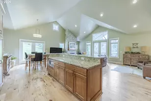 1865 E 43rd Ave, Eugene, OR 97405 - Photo 20