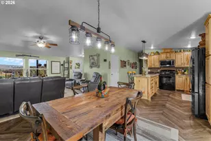 27558 La Costa Rd, John Day, OR 97845 - Photo 12