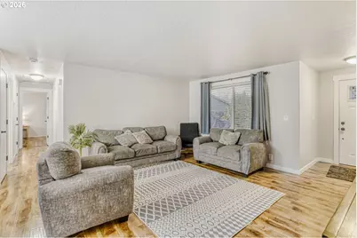 606 S 22nd Ct, Cornelius, OR 97113 - Photo 8