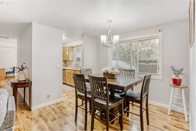 606 S 22nd Ct, Cornelius, OR 97113 - Photo 10