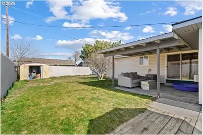 595 E Wilshire Ave, Hermiston, OR 97838 - Photo 22