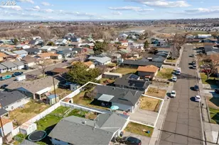 595 E Wilshire Ave, Hermiston, OR 97838 - Photo 34