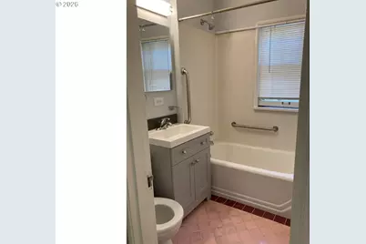 2475 NW Raleigh St, Portland, OR 97210 - Photo 16