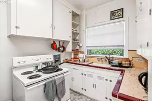 2475 NW Raleigh St, Portland, OR 97210 - Photo 8