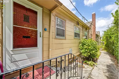 2475 NW Raleigh St, Portland, OR 97210 - Photo 4