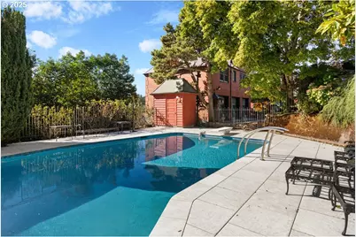 1816 SW Hawthorne Ter, Portland, OR 97201 - Photo 6