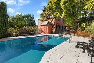 1816 SW Hawthorne Terrace, Portland, OR 97201 - Photo 6