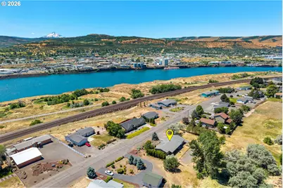 527 Sunridge Ave, Dallesport, WA 98617 - Photo 2