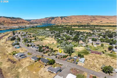 527 Sunridge Ave, Dallesport, WA 98617 - Photo 4
