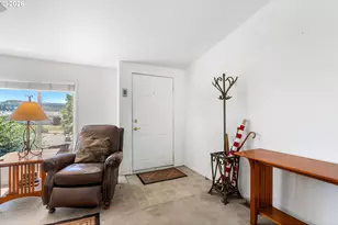 527 Sunridge Ave, Dallesport, WA 98617 - Photo 10
