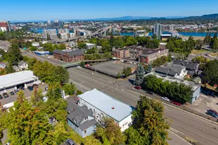 16 SW Porter St SW, Portland, OR 97201 - Photo 16
