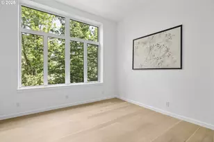 618 NW 12th Ave, Portland, OR 97209 - Photo 18