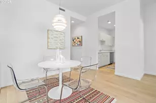 618 NW 12th Ave, Portland, OR 97209 - Photo 14