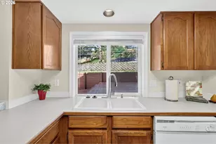 7625 Ridgewood Dr, Gladstone, OR 97027 - Photo 20