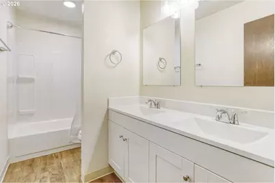 9986 SW Garrett St, Tigard, OR 97223 - Photo 8