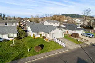 620 SE 11th St, Battle Ground, WA 98604 - Photo 4