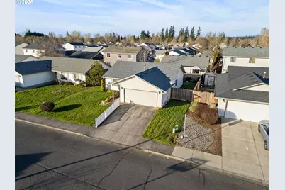 620 SE 11th St, Battle Ground, WA 98604 - Photo 6