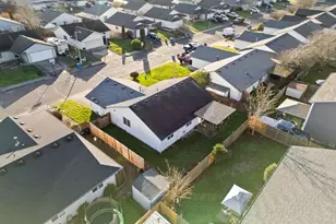 620 SE 11th St, Battle Ground, WA 98604 - Photo 8