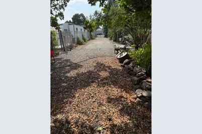 141 E Bryan Ave, Union, OR 97883 - Photo 4
