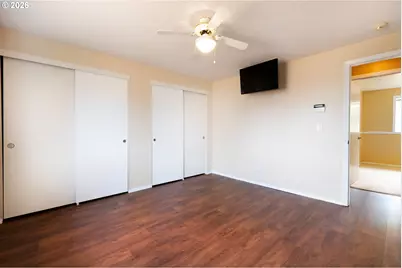 2010 S Dogwood St, Cornelius, OR 97113 - Photo 20