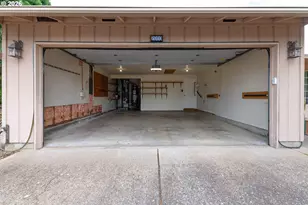 2010 S Dogwood St, Cornelius, OR 97113 - Photo 26