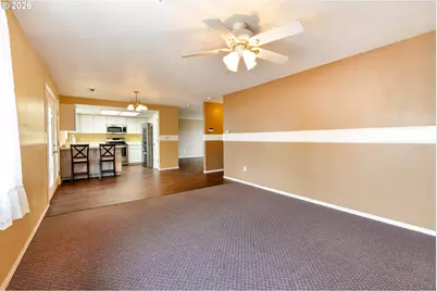 2010 S Dogwood St, Cornelius, OR 97113 - Photo 8