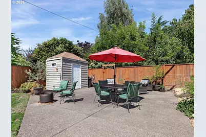 1655 Pearl St NE, Salem, OR 97301 - Photo 32