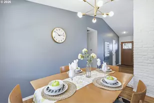 13912 NE Fremont Ct, Portland, OR 97230 - Photo 14