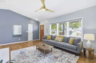 13912 NE Fremont Ct, Portland, OR 97230 - Photo 10