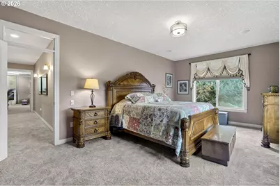 11737 SE Brockenhurst Cir, Happy Valley, OR 97086 - Photo 30