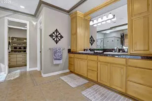 11737 SE Brockenhurst Cir, Happy Valley, OR 97086 - Photo 22