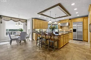 11737 SE Brockenhurst Cir, Happy Valley, OR 97086 - Photo 12